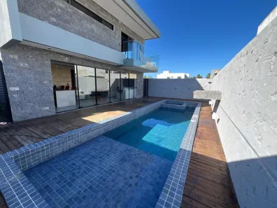 Casa com 3 Quartos à venda, 252m² no Ponta Verde, Maceió