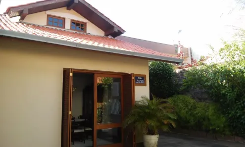 Casa com 3 Quartos à venda, 280m² no Guarujá, Porto Alegre