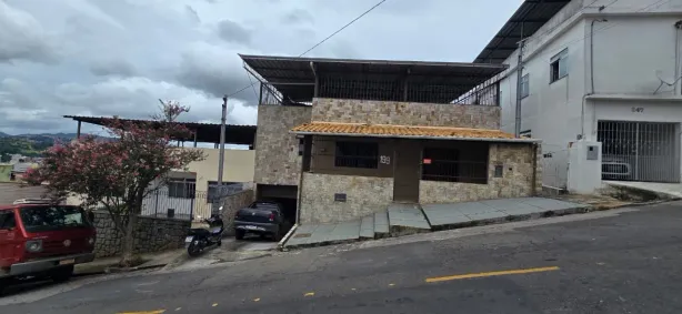 Casa com 3 Quartos à venda, 408m² no Esplanada, Juiz de Fora