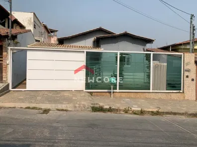 Casa com 3 Quartos à venda, 120m² no Olinda, Contagem