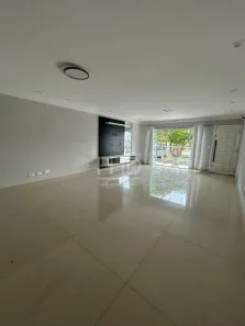 Sobrado com 4 Quartos à venda, 269m² no Nova Petrópolis, São Bernardo do Campo
