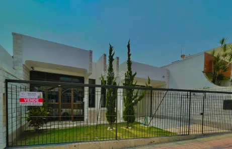 Casa com 3 Quartos à venda, 123m² no São Mateus, Juiz de Fora