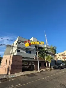 Apartamento com 3 Quartos para alugar, 63m² no Umuarama, Uberlândia