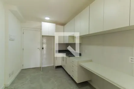 Kitnet com 1 Quarto à venda, 29m² no Brás, São Paulo