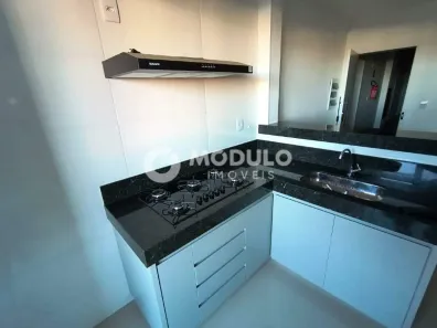 Apartamento com 2 Quartos para alugar, 65m² no Martins, Uberlândia