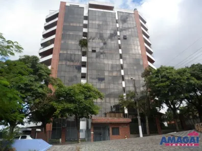 Apartamento com 3 Quartos para alugar, 168m² no Centro, Jacareí