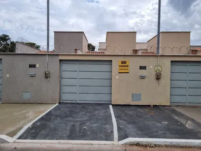Casa com 2 Quartos à venda, 80m² no Fazenda Dourados, Abadia de Goiás