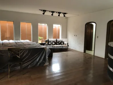 Casa com 6 Quartos para alugar, 345m² no Jardim Dona Sarah, Bauru