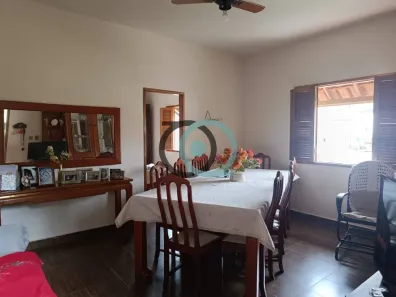 Casa com 3 Quartos à venda, 170m² no Eldorado, Carangola