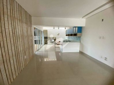Casa com 3 Quartos à venda, 130m² no Laranjeiras, Uberlândia
