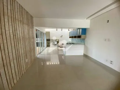 Casa com 3 Quartos à venda, 130m² no Laranjeiras, Uberlândia