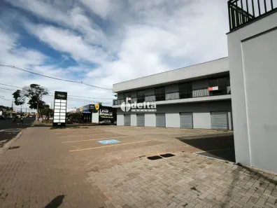 Ponto Comercial para alugar, 28m² no Jardim Brasília, Uberlândia