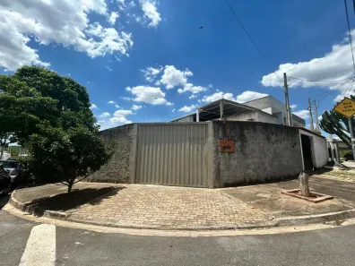 Casa com 2 Quartos à venda, 76m² no Jardim Itália, Sorocaba