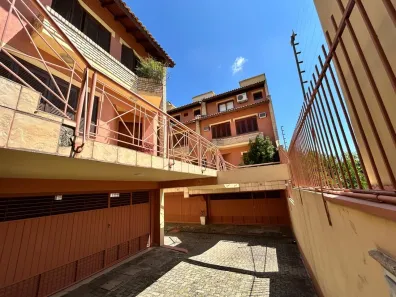 Casa com 3 Quartos para alugar, 240m² no Vila Conceição, Porto Alegre