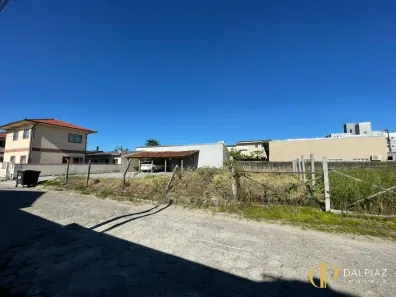 Lote/Terreno à venda, 425m² no Rio Grande, Palhoça