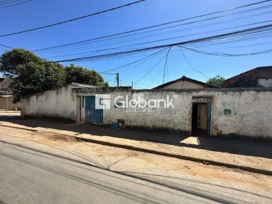 Lote/Terreno à venda, 12m² no Jardim Panorama, Montes Claros