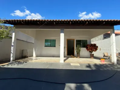 Casa com 3 Quartos à venda, 122m² no Setor Três Marias, Goiânia