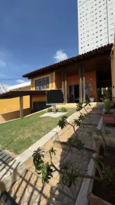 Imóvel Comercial com 4 Quartos para alugar, 260m² no Quilombo, Cuiabá