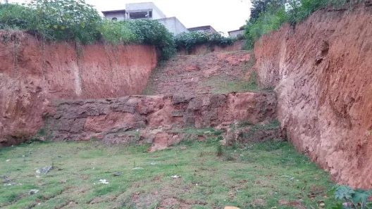 Lote/Terreno à venda, 220m² no Jardim Leonor, Cotia