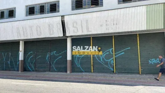 Galpão/Depósito/Armazém para alugar, 580m² no Centro, Taubaté