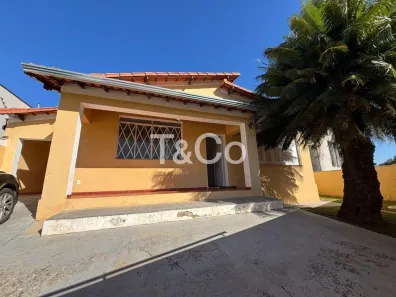 Casa com 3 Quartos para venda ou aluguel, 200m² no Jardim Itamarati, Campinas