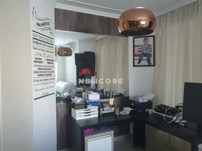 Casa com 3 Quartos à venda, 200m² no Residencial Abussafe, Londrina