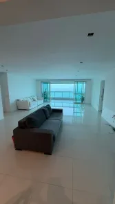 Apartamento com 3 Quartos para alugar, 196m² no São Marcos, São Luís