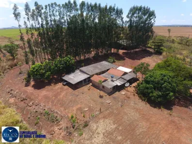 Fazenda/Sítio com 3 Quartos à venda, 139m² no Setor Central, Caiapônia