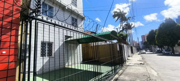 Apartamento com 3 Quartos para alugar, 75m² no Fátima, Fortaleza