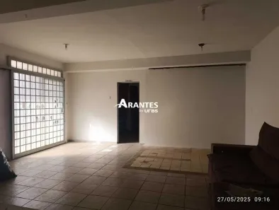 Prédio Comercial à venda, 360m² no Tubalina, Uberlândia