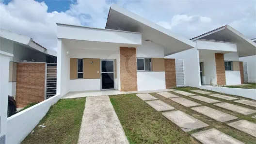 Casa com 3 Quartos para alugar, 73m² no Tarumã-Açu, Manaus