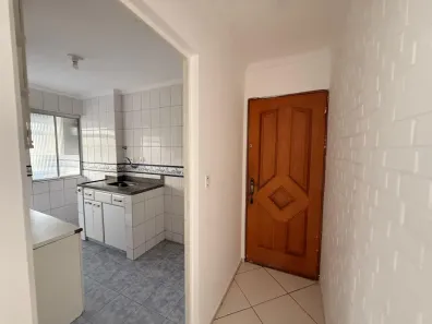 Apartamento com 2 Quartos para alugar, 52m² no Jardim Umarizal, São Paulo
