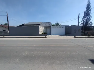 Casa com 3 Quartos à venda, 174m² no Boehmerwald, Joinville