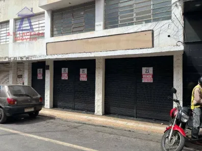 Ponto Comercial para alugar, 94m² no Centro, Montes Claros