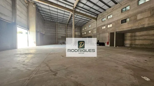 Galpão/Depósito/Armazém para alugar, 1600m² no Canhema, Diadema