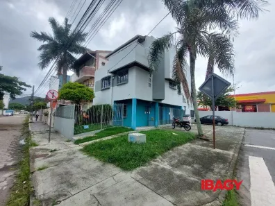 Imóvel Comercial para alugar, 387m² no Trindade, Florianópolis
