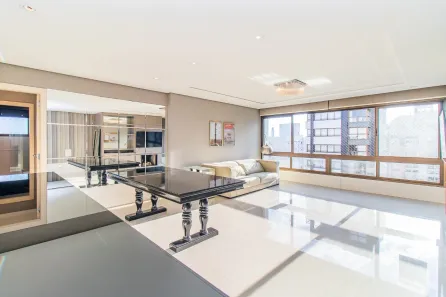 Apartamento com 3 Quartos à venda, 123m² no Três Figueiras, Porto Alegre