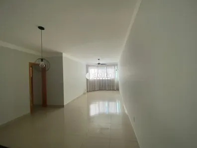 Apartamento com 3 Quartos à venda, 90m² no Tabajaras, Uberlândia