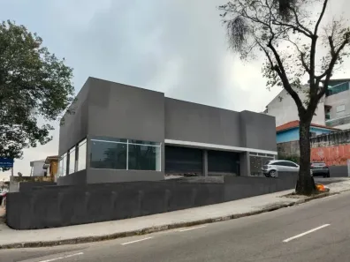 Galpão/Depósito/Armazém para alugar, 892m² no Vila Gilda, Santo André