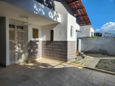 Sobrado com 4 Quartos à venda, 292m² no Dionisio Torres, Fortaleza