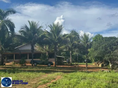Fazenda/Sítio com 3 Quartos à venda, 1m² no Parque das Américas, Nerópolis