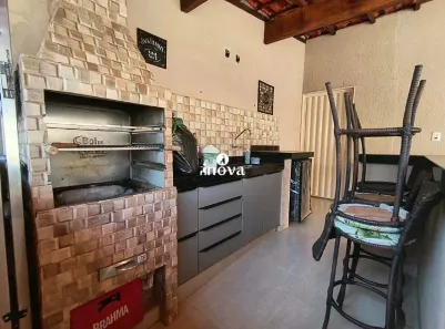 Casa com 2 Quartos à venda, 122m² no Jardim Eldorado, Uberaba