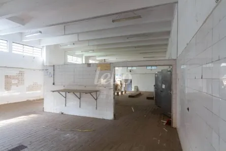 Galpão/Depósito/Armazém para alugar, 856m² no Mooca, São Paulo