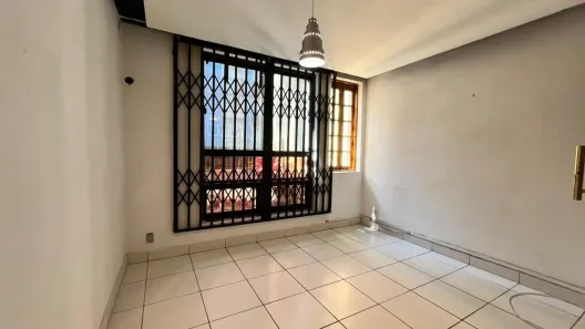 Casa com 6 Quartos para alugar, 203m² no Centro Histórico, Porto Alegre