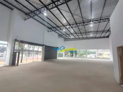 Ponto Comercial para alugar, 396m² no Vila Gilda, Santo André