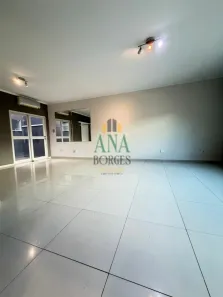Casa com 3 Quartos à venda, 240m² no Granja Olga III, Sorocaba