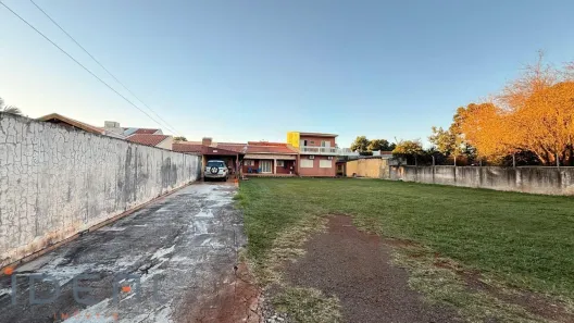 Casa com 4 Quartos à venda, 205m² no Jardim Santa Rosa, Maringá