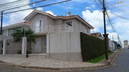Sobrado com 3 Quartos à venda, 165m² no Boa Vista, Ponta Grossa