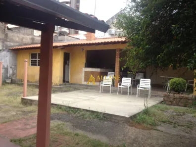 Casa com 3 Quartos à venda, 400m² no Centro, Sorocaba