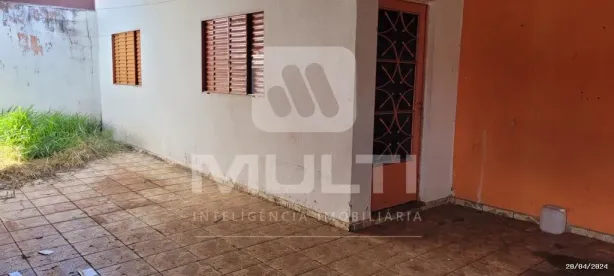 Ponto Comercial com 3 Quartos à venda, 140m² no Granada, Uberlândia